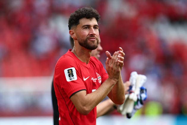 FIFA World Cup, WM, Weltmeisterschaft, Fussball 2026: Canada v Bosnia and Herzegovina TORONTO, CANADA - 12th June 2026: Jonathan Osorio of Canada applauds the fans after the FIFA World Cup 2026 Group B match between Canada and Bosnia and Herzegovina at Toronto Stadium Toronto Toronto Stadium Canada Copyright: xCraigxMercerx xPeakxActionxPhotosx
