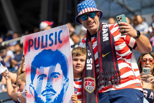 June 12, 2026, Los Angeles, California, USA: Soccer fans are seen before the FIFA World Cup, WM, Weltmeisterschaft, Fussball Group D soccer match the United States and the Paraguay at SoFi Stadium in Inglewood, Calif., Friday, June 12, 2026. Los Angeles USA - ZUMAc68_ 20260612_zaf_c68_005 Copyright: xRingoxChiux
