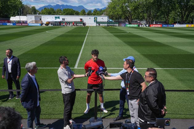 Ahead of Turkiye v Australia - FIFA World Cup, WM, Weltmeisterschaft, Fussball 2026 VANCOUVER, CANADA - JUNE 12: Ozan Kabak speaks to press before training session ahead of the FIFA World Cup 2026 Group D qualifiers match between Turkiye and Australia at the BC Place Stadium, in Vancouver, United States on June 12, 2026. Ercin Erturk Anadolu Vancouver Canada. Editorial use only. Please get in touch for any other usage.  Copyright: x2026xAnadoluxErcinxErturkx