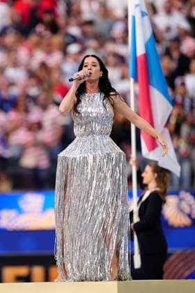 USA v Paraguay: Group D - FIFA World Cup, WM, Weltmeisterschaft, Fussball 2026 Katy Perry performs at the Opening Ceremony during the FIFA World Cup 2026 Group D match between USA and Paraguay at Los Angeles Stadium on June 12, 2026 in Los Angeles, California. Los Angeles California United States  Copyright: xJosexBretonx originalFilename:bretonhernandez-usavpara260612_npAiy.jpg