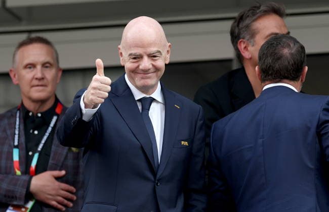 FIFA World Cup, WM, Weltmeisterschaft, Fussball 2026 - Group D - USA vs Paraguay FIFA president Gianni Infantino gives the thumb up before the FIFA World Cup 2026 group stage match USA against Paraguay, in Los Angeles, California, USA, 12 June 2026. LOS ANGELES United States  Copyright: xCHRISxTORRESx