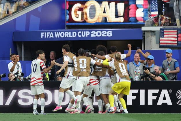 FIFA World Cup, WM, Weltmeisterschaft, Fussball 2026 - Group D - USA vs Paraguay Players of the USA celebrate their third goal during the FIFA World Cup 2026 group stage match USA against Paraguay, in Los Angeles, California, USA, 12 June 2026. LOS ANGELES United States  Copyright: xCHRISxTORRESx