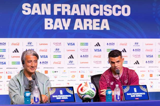 FIFA World Cup, WM, Weltmeisterschaft, Fussball 2026 - Switzerland press conference, PK, Pressekonferenz Switzerland s head coach Murat Yakin (L) and captain Granit Xhaka (R) attend a press conference on the eve of the FIFA World Cup 2026 Group B soccer match between Qatar and Switzerland in Santa Clara, California, USA, 12 June 2026. SANTA CLARA United States  Copyright: xPETERxKLAUNZERx