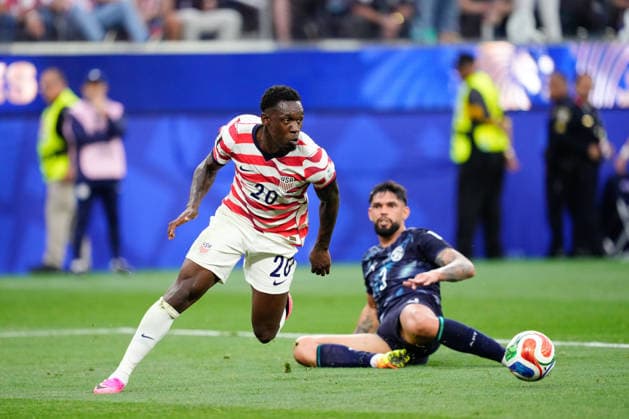 June 12, 2026, Los Angeles, California, United States: Folarin Balogun of USA in action during the FIFA World Cup, WM, Weltmeisterschaft, Fussball 2026 Group D match between USA and Paraguay at Los Angeles Stadium on June 12, 2026 in Los Angeles, California. Los Angeles United States - ZUMAa181 20260612_zaa_a181_034 Copyright: xJosexBretonx