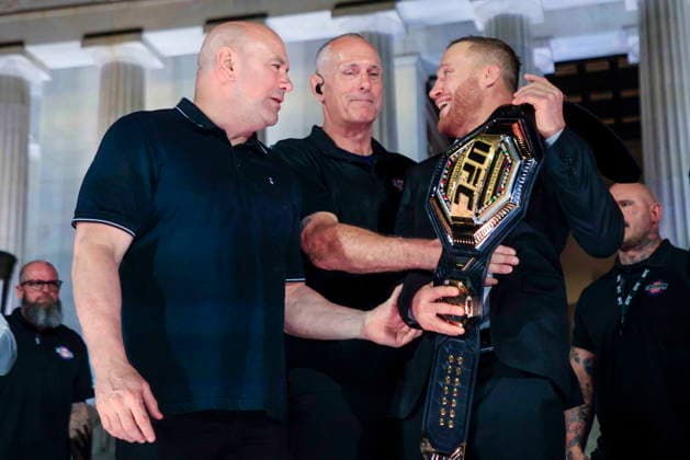 UFC Freedom 250 press conference, PK, Pressekonferenz UFC President and CEO Dana White talks with UFC Lightweight Justin Gaethje (R) during the UFC Freedom 250 press conference at the Lincoln Memorial in Washington, DC, USA, 12 June 2026. The UFC Freedom 250 will take place on the South Lawn of the White House on 14 June 2026. WASHINGTON DISTRICT OF COLUMBIA United States  Copyright: xSHAWNxTHEWx xPOOLx