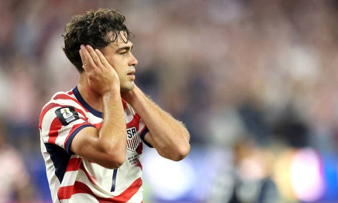 FIFA World Cup, WM, Weltmeisterschaft, Fussball 2026 - Group D - USA vs Paraguay Giovanni Reyna of USA celebrates after scoring his team s 4th goal during the FIFA World Cup 2026 group stage match USA against Paraguay, in Los Angeles, California, USA, 12 June 2026. LOS ANGELES United States  Copyright: xCHRISxTORRESx