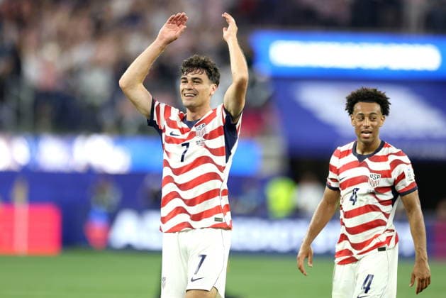 FIFA World Cup, WM, Weltmeisterschaft, Fussball 2026 - Group D - USA vs Paraguay Giovanni Reyna of USA celebrates after scoring his team s 4th goal during the FIFA World Cup 2026 group stage match USA against Paraguay, in Los Angeles, California, USA, 12 June 2026. LOS ANGELES United States  Copyright: xCHRISxTORRESx