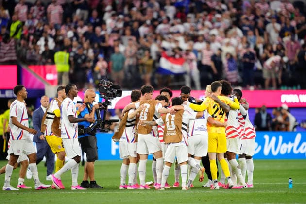 USA v Paraguay: Group D - FIFA World Cup, WM, Weltmeisterschaft, Fussball 2026 Players of USA celebrate the victory during the FIFA World Cup 2026 Group D match between USA and Paraguay at Los Angeles Stadium on June 12, 2026 in Los Angeles, California. Los Angeles California United States  Copyright: xJosexBretonx originalFilename:bretonhernandez-usavpara260612_npSGQ.jpg