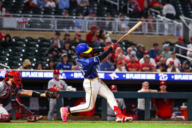 June 12th, 2026: Minnesota Twins center fielder Byron Buxton (25) hits a double in the sixth inning a MLB, Baseball Herren, USA Baseball game between the St. Louis Cardinals and the Minnesota Twins at Target Field in Minneapolis, Minnesota. CSM Minneapolis USA - ZUMAc04_ 20260612_zma_c04_243 Copyright: xStevenxGarciax