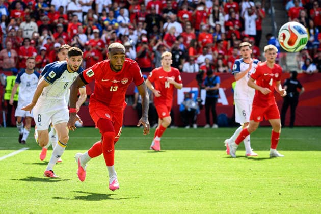 June 12, 2026, Toronto, Ontario, Canada: Toronto, Ontario, Canada Ã¢â‚¬ June 12, 2026: DEREK CORNELIUS (13) of Canada pursues the ball during the FIFA World Cup, WM, Weltmeisterschaft, Fussball 2026 Group B match against Bosnia and Herzegovina at Toronto Stadium. Toronto Canada - ZUMAr228 20260612_znp_r228_043 Copyright: xVasiliyxRyabykhx
