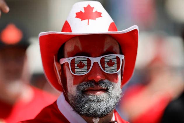 A fan from Canada cheers on his team in a Group B match of the 2026 FIFA World Cup, WM, Weltmeisterschaft, Fussball between Canada and Bosnia and Herzegovina at BMO Field in Toronto,Canada, 12 June 2026. Fifa World Cup 2026 - Group B - Canada vs Bosnia and Herzegovina ACHTUNG: NUR REDAKTIONELLE NUTZUNG  Copyright: xBienvenidoxVelascox GR6009 20260612-55020581290_1 Fifa World Cup 2026 - Group B - Canada vs Bosnia and Herzegovina !ACHTUNG: NUR REDAKTIONELLE NUTZUNG!  Copyright: xIMAGO BienvenidoxVelascox imago images 0859028090 0859028090st