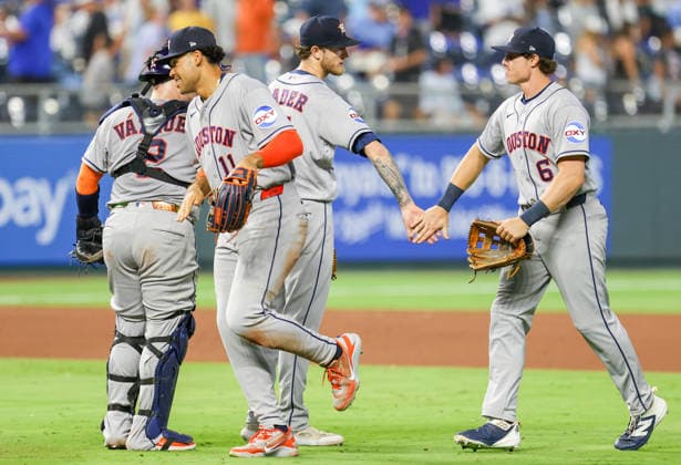 JUNE 12, 2026: Houston Astros outfielder Cam Smith (11) and Houston Astros center fielder Jake Meyers (6) celebrates with teammates after a win against the Kansas City Royals at Kauffman Stadium in Kansas City, MO. CSM Kansas City United States - ZUMAc04_ 20260613_zma_c04_014 Copyright: xRomanxPunox