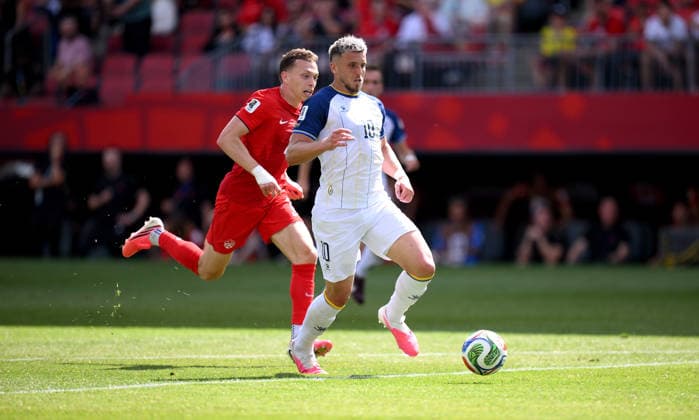 Soccer FIFA World Cup 2026 Preliminary Round Group B in Toronto Canada Bosnia and Herzegovina 12 06 2026 Alistair Johnston left, Canada v Ermedin Demirovic right, Bosnia and Herzegovina