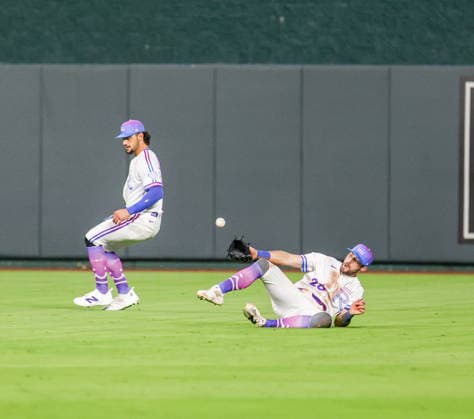 JUNE 12, 2026: Kansas City Royals outfielder Kameron Misner (26) could not catch a fly ball against the Houston Astros at Kauffman Stadium in Kansas City, MO. CSM Kansas City United States - ZUMAc04_ 20260613_zma_c04_062 Copyright: xRomanxPunox