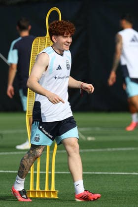 Argentina™s defender Valentin Barco takes part in a training session during the 2026 FIFA World Cup football tournament at Sporting KC Training Centre in Kansas City on June 12, 2026 ¨ Photo by Alejandro PAGNI PHOTOxPHOTO KANSAS CITY UNITED STATES Copyright: xALEJANDROxPAGNIx