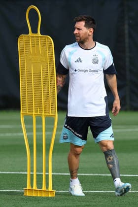 Argentina s forward Lionel Messi takes part in a training session during the 2026 FIFA World Cup football tournament at Sporting KC Training Centre in Kansas City on June 12, 2026 ¨ Photo by Alejandro PAGNI PHOTOxPHOTO KANSAS CITY UNITED STATES Copyright: xALEJANDROxPAGNIx