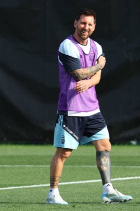 Argentina s forward Lionel Messi smiles during a training session during the 2026 FIFA World Cup football tournament at Sporting KC Training Centre in Kansas City on June 12, 2026 ¨ Photo by Alejandro PAGNI PHOTOxPHOTO KANSAS CITY UNITED STATES Copyright: xALEJANDROxPAGNIx