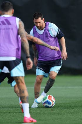 Argentina s forward Lionel Messi takes part in a training session during the 2026 FIFA World Cup football tournament at Sporting KC Training Centre in Kansas City on June 12, 2026 ¨ Photo by Alejandro PAGNI PHOTOxPHOTO KANSAS CITY UNITED STATES Copyright: xALEJANDROxPAGNIx