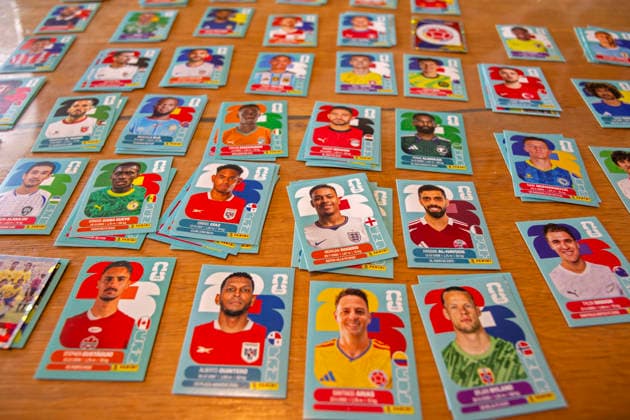 13 06 2026, Mindelheim Bavaria , the popular collectors booklet and the corresponding collectors pictures are also available again for the 2026 FIFA World Cup in the USA Many pictures are ready on the table sorted by nation Holland, Argentina, Turkey, England, Panama, Qatar,