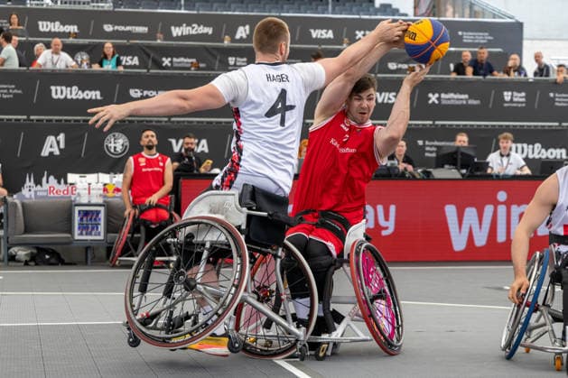 BASKETBALL - FIBA 3x3 World Tour VIENNA,AUSTRIA,13.JUN.26 - BASKETBALL - FIBA 3x3 World Tour. Image shows Hubert Hager (AUT) and a participant.  GEPAxpictures xPhilippxBrem