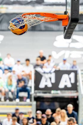 BASKETBALL - FIBA 3x3 World Tour VIENNA,AUSTRIA,13.JUN.26 - BASKETBALL - FIBA 3x3 World Tour. Image shows a feature with a basket and a ball.  GEPAxpictures xPhilippxBrem