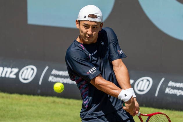 Sho Shimabukuro on the ball, Action, Action, Ben Shelton vs Sho Shimabukuro, Tennis, ATP Tournament, Boss Open, Center Court, Quarterfinals, 13 06 2026, Ben Shelton vs Sho Shimabukuro, Tennis, ATP Tournament, Boss Open, Center Court, Quarterfinals, 13 06 2026, Stuttgart Copyright: xEibner-Pressefoto EdwardxCheungx EP_ECG