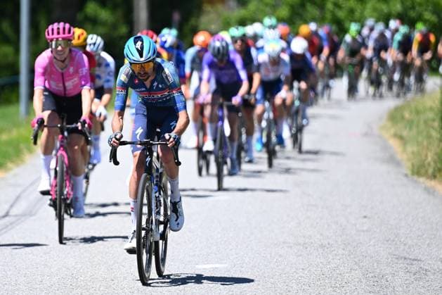 Tour Auvergne - Rhone-Alpes 2026 Stage 7 GRAND COLOMBIER, FRANCE - JUNE 13 : Paret-Peintre Valentin (FRA) of Soudal Quick Step during stage 7 of the 78th edition of Tour Auvergne - Rhone-Alpes an UCI World Tour 2.UWT cycling road race stage for Men Elite of 133.6 km with start in La Bridoire and finish in Grand Colombier on June 13, 2026 in Grand Colombier, France, 13 06 2026 ( Motordriver Guy De Vuyst - Grand Colombier France  Copyright: xVincentxKalutx