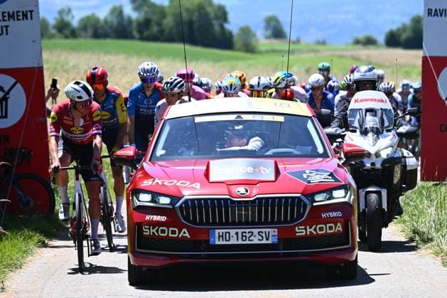 Tour Auvergne - Rhone-Alpes 2026 Stage 7 GRAND COLOMBIER, FRANCE - JUNE 13 : Illustration picture of the neutralized race due to gravel during stage 7 of the 78th edition of Tour Auvergne - Rhone-Alpes an UCI World Tour 2.UWT cycling road race stage for Men Elite of 133.6 km with start in La Bridoire and finish in Grand Colombier on June 13, 2026 in Grand Colombier, France, 13 06 2026 ( Motordriver Guy De Vuyst - Grand Colombier France  Copyright: xVincentxKalutx