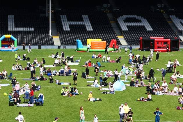 Fulham FC Picnic on the Pitch 2026. Fulham FC Picnic on the Pitch, Day One, Football, Craven Cottage, London - 13 Jun 2026London Craven Cottage United Kingdom  Copyright: xJamesxMarsh Shutterstockx 16924169f