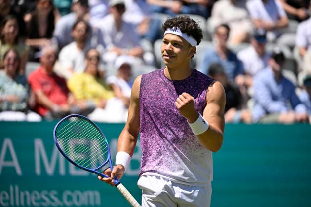 Ben Shelton USA cheers, joy, emotion, emotional, jubilant, lucky, happy, tennis men BOSS Open ATP 250 Stuttgart 2026 Weissenhof BOSS Open ATP 250 Stuttgart 2026