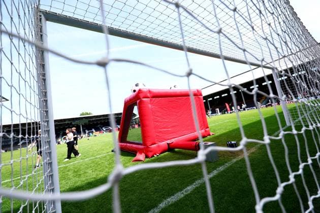 Fulham FC Picnic on the Pitch 2026. Fulham FC Picnic on the Pitch, Day One, Football, Craven Cottage, London - 13 Jun 2026London Craven Cottage United Kingdom  Copyright: xJamesxMarsh Shutterstockx 16924169br