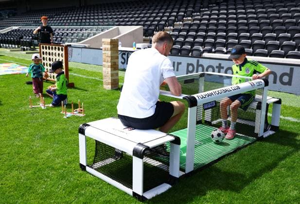 Fulham FC Picnic on the Pitch 2026. Fulham FC Picnic on the Pitch, Day One, Football, Craven Cottage, London - 13 Jun 2026London Craven Cottage United Kingdom  Copyright: xJamesxMarsh Shutterstockx 16924169bi
