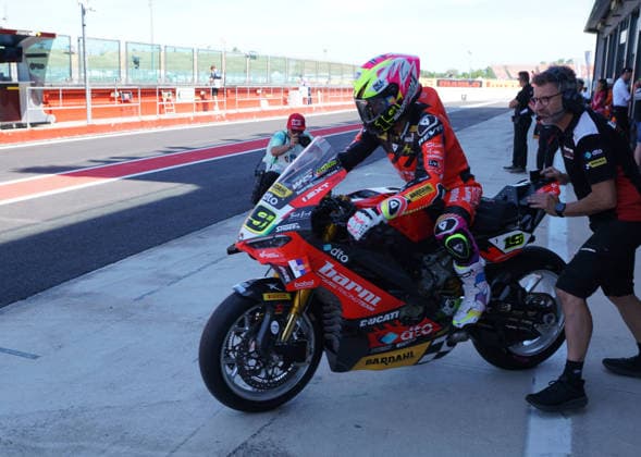Foto Alessandro La Rocca LaPresse 13-06-2026, Misano World Circuit Marco Simoncelli Motociclismo-WSBK Fim Superbike World Championship, WM, Weltmeisterschaft Pirelli Emilia Romagna Round 12-14-June 2026 Tissot Superpole nella foto:Alvaro Bautista -Barni Spark racing team- Ducati Panigale V4R Photo Alessandro La Rocca LaPresse 2025 13 june, Misano World Circuit Marco Simoncelli Sport- Motorcycling - WSBK Fim Superbike World Championship-Pirelli Emilia Romagna Round-12-14-June 2026- Tissot Superpole in the photo:Alvaro Bautista -Barni Spark racing team- Ducati Panigale V4R  Copyright: xAlessandroxLaxRocca LaPressex