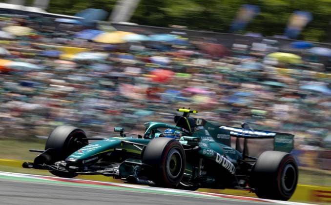 BARCELONA - Fernando Alonso (Aston Martin) during the third free practice session for the Barcelona-Catalonia Grand Prix. SANDER KONING ANP xVIxANPxSportx xxANPxIVx 560894746 originalFilename: 560894746.jpg