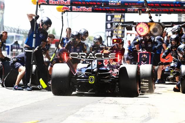 03 VERSTAPPEN Max nld , Red Bull Racing Ford RB22, action during the Formula 1 Barcelona Catalunya Grand Prix 2026, 7th round of the 2026 Formula One World Championship from June 12 to 14, 2026 on the Circuit de Barcelona Catalunya, in Montmelo, Spain Photo Hoch Zwei Montmelo Spain