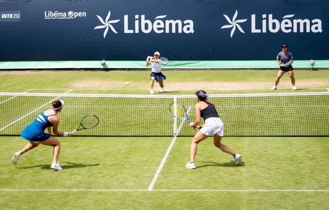 DEN BOSCH - Shuko Aoyama (JPN) and En-Shuo Liang (TPE) during the WTA, Tennis Damen doubles final match against Ingrid Neel (EST) and Giuliana Olmos (MEX) at the 2026 LibÃ ma Open. The combined ATP, Tennis Herren WTA tournament is being held on the grounds of the former Autotron car theme park. IRIS VAN DEN BROEK ANP xVIxANPxSportx xxANPxIVx 560896692 originalFilename: 560896692.jpg