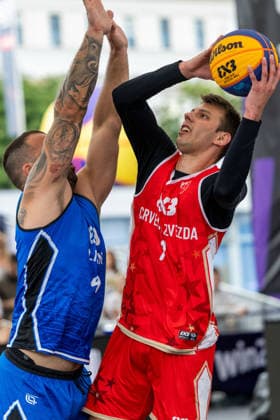 BASKETBALL - FIBA 3x3 World Tour VIENNA,AUSTRIA,13.JUN.26 - BASKETBALL - FIBA 3x3 World Tour. Image shows Dorde Simeunovic (Liman) and Lazar Kova?evic (Crvena Zvezda).  GEPAxpictures xPhilippxBrem