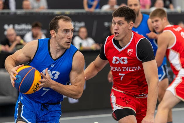 BASKETBALL - FIBA 3x3 World Tour VIENNA,AUSTRIA,13.JUN.26 - BASKETBALL - FIBA 3x3 World Tour. Image shows Stefan Milivojevic (Liman) and Lazar Kova?evic (Crvena Zvezda).  GEPAxpictures xPhilippxBrem