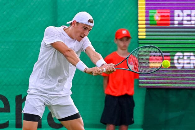 Tom Gentzsch Germany beats with backhand TERRA WORTMANN Open 2026, Tennis, ATP 500, Tournament, Qualification, 13 06 2026, TERRA WORTMANN Open 2026, Tennis, ATP 500, Tournament, Qualification, 13 06 2026 Halle Copyright: xEibner-Pressefoto RobertxGertzenx EP_RGN