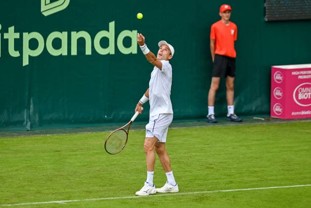 Roberto Bautista Agut Spain serving TERRA WORTMANN Open 2026, Tennis, ATP 500, Tournament, Qualification, 13 06 2026, TERRA WORTMANN Open 2026, Tennis, ATP 500, Tournament, Qualification, 13 06 2026 Halle Copyright: xEibner-Pressefoto RobertxGertzenx EP_RGN