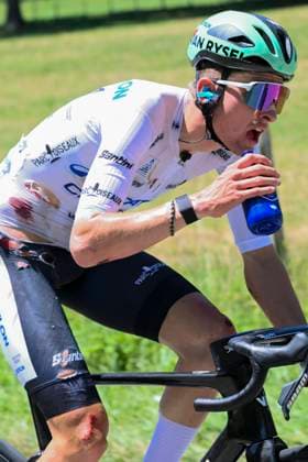 Tour Auvergne - Rhone-Alpes 2026 Stage 7 GRAND COLOMBIER, FRANCE - JUNE 13 : Seixas Paul (FRA) of Decathlon CMA CGM Team during stage 7 of the 78th edition of Tour Auvergne - Rhone-Alpes an UCI World Tour 2.UWT cycling road race stage for Men Elite of 133.6 km with start in La Bridoire and finish in Grand Colombier on June 13, 2026 in Grand Colombier, France, 13 06 2026 ( Motordriver Guy De Vuyst - Grand Colombier France  Copyright: xVincentxKalutx