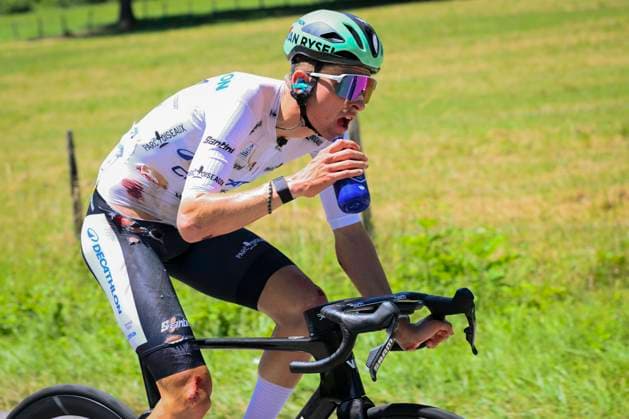 Tour Auvergne - Rhone-Alpes 2026 Stage 7 GRAND COLOMBIER, FRANCE - JUNE 13 : Seixas Paul (FRA) of Decathlon CMA CGM Team during stage 7 of the 78th edition of Tour Auvergne - Rhone-Alpes an UCI World Tour 2.UWT cycling road race stage for Men Elite of 133.6 km with start in La Bridoire and finish in Grand Colombier on June 13, 2026 in Grand Colombier, France, 13 06 2026 ( Motordriver Guy De Vuyst - Grand Colombier France  Copyright: xVincentxKalutx