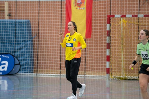 U20 Women National Team Germany GER vs U20 Women National Team Spain SPA , Handball, Four Nations Tournament, 13 6 2026, Season 2025 2026, Hannover Merle Muth Germany U20 Women, 12, plays at TSV Bayer 04 Leverkusen cheers after a parade Hannover Sporthalle IGS Badenstedt Germany