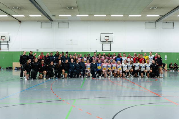 U20 Womens National Team Germany GER vs U20 Womens National Team Spain SPA , Handball, Four Nations Tournament, 13 6 2026, Season 2025 2026, Hannover v l The U20 Womens National Team Portugal POR , U20 Womens National Team France FRA , U20 Womens National Team Spain SPA and U20 Womens National Team Germany GER for a joint photo Hannover Sporthalle IGS Badenstedt Germany