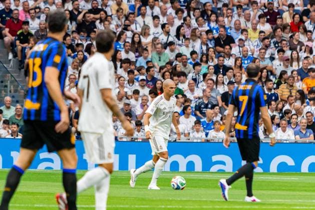 Corazon Classic Match legends soccer match between Real Madrid and Inter Milan legends at the Santiago Bernabeu Stadium in Madrid, Spain. June 13, 2026. Partido de leyendas Corazon Clasic Match entre las leyendas de Real Madrid y del Inter de Milan en el Estadio Santiago Bernabeu en Madrid, Espana. 13 Junio de 2026. 900 Cordon Press  900 CordonxPress LOF - Real Madrid - Inter Legends