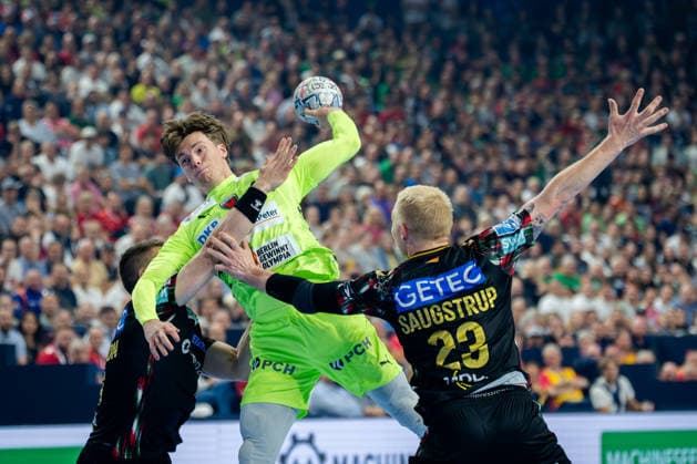 Cologne, 12 05 2026, Handball, Men, EHF Champions League Men 2025 26, Semi-final, SC Magedeburg Füchse Berlin Nils Lichtlein Füchse Berlin, 17 on a throw from the back court