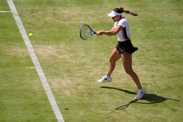 HSBC Championships - Day Six Kamilla Rakhimova competes during a match at The HSBC Championships 2026 Women s tennis tournament at The Queen s Club in London, England, on June 13, 2026. London United Kingdom  Copyright: xOwenxHammondx originalFilename:hammond-thehsbcc260613_np0TN.jpg