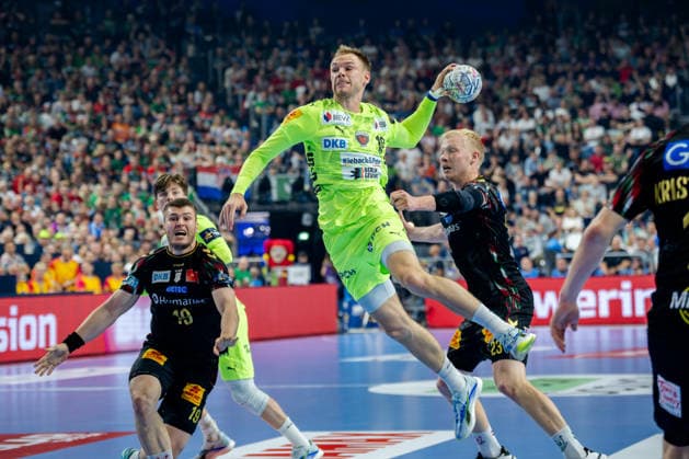 Cologne, 12 05 2026, Handball, Men, EHF Champions League Men 2025 26, Semi-final, SC Magedeburg Füchse Berlin Mathias Gidsel Füchse Berlin, 19 on goal throw