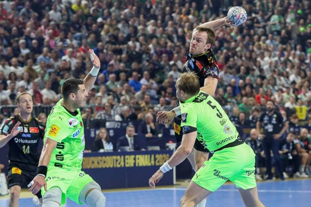 13 06 2026, xgox, handball EHF Champions League semi-final SC Magdeburg Füchse Berlin v l Felix Claar Magdeburg, 7 throws goal, Torschuetze, scores goal, Treffer, scores the goal Köln