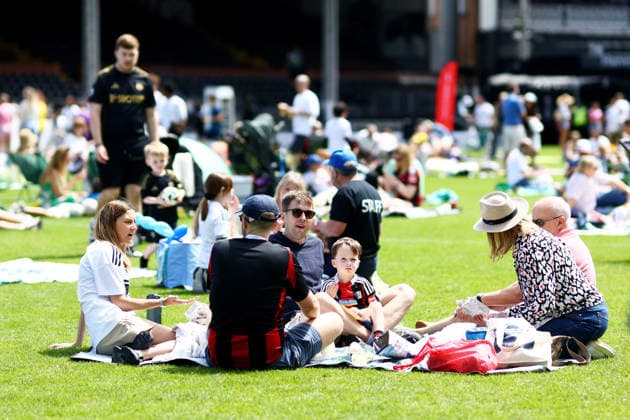 Fulham FC Picnic on the Pitch 2026. Fulham FC Picnic on the Pitch, Day One, Football, Craven Cottage, London - 13 Jun 2026London Craven Cottage United Kingdom  Copyright: xJamesxMarsh Shutterstockx 16924169do